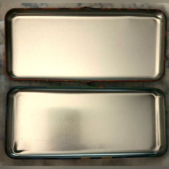 Empty Pokemon Trading Card Game Pikachu Pencil
Case Tin - Picture 5 of 7
